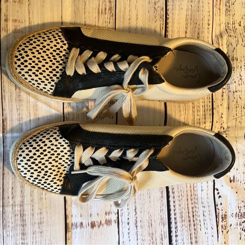 Crown Vintage Black and Tan Sneakers with Woven Toe Cap